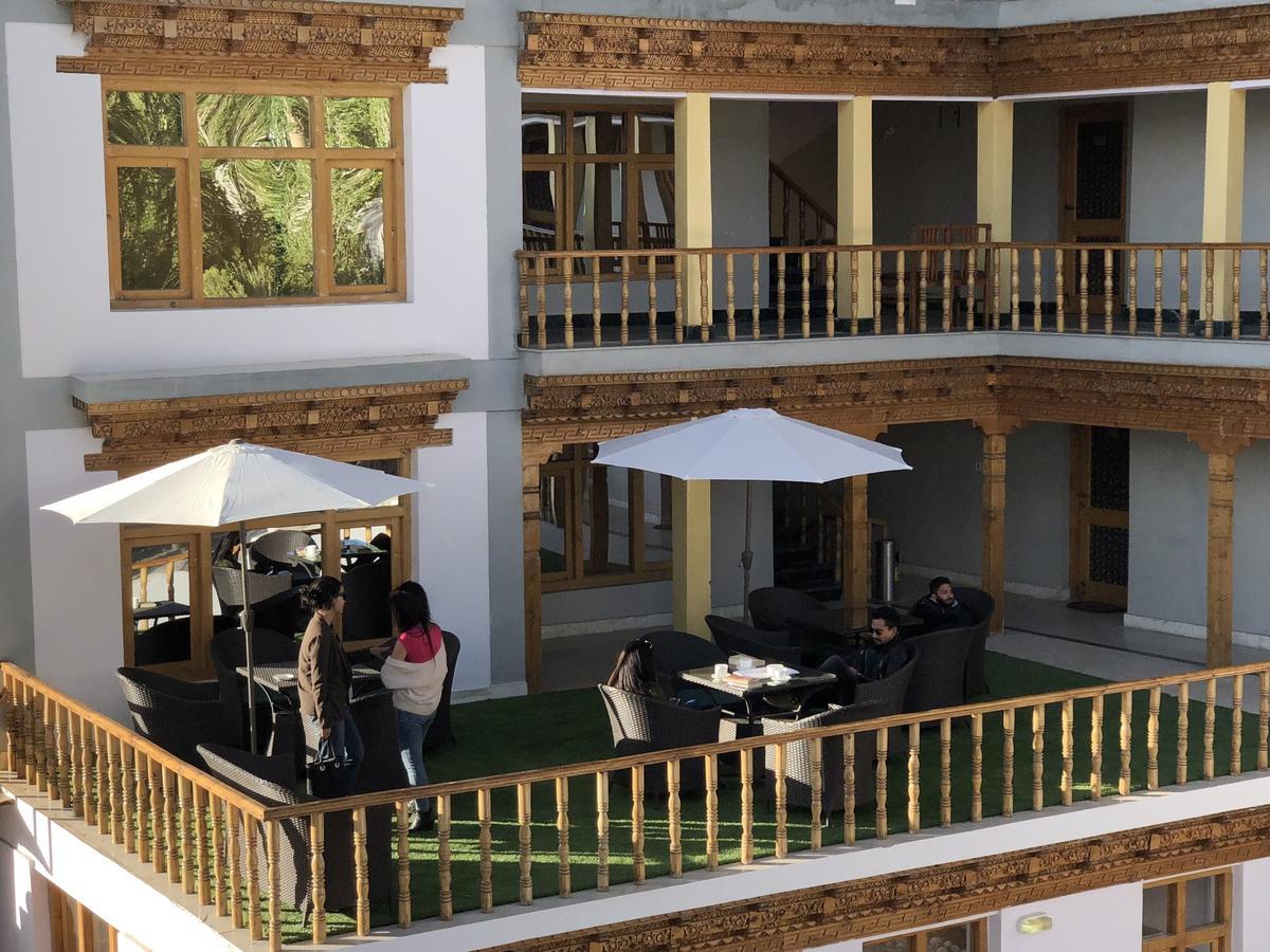 Raybo Hostel Leh Ngoại thất bức ảnh