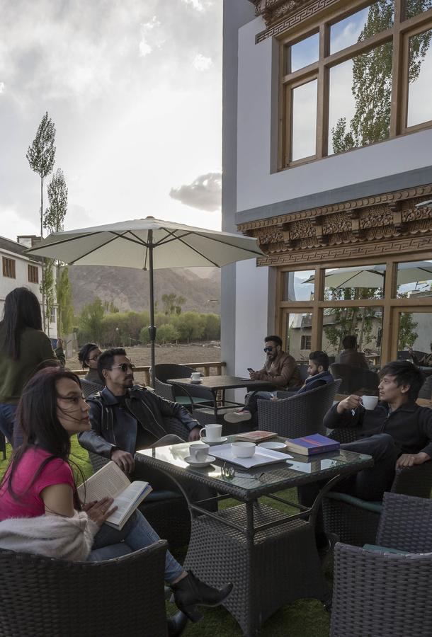 Raybo Hostel Leh Ngoại thất bức ảnh