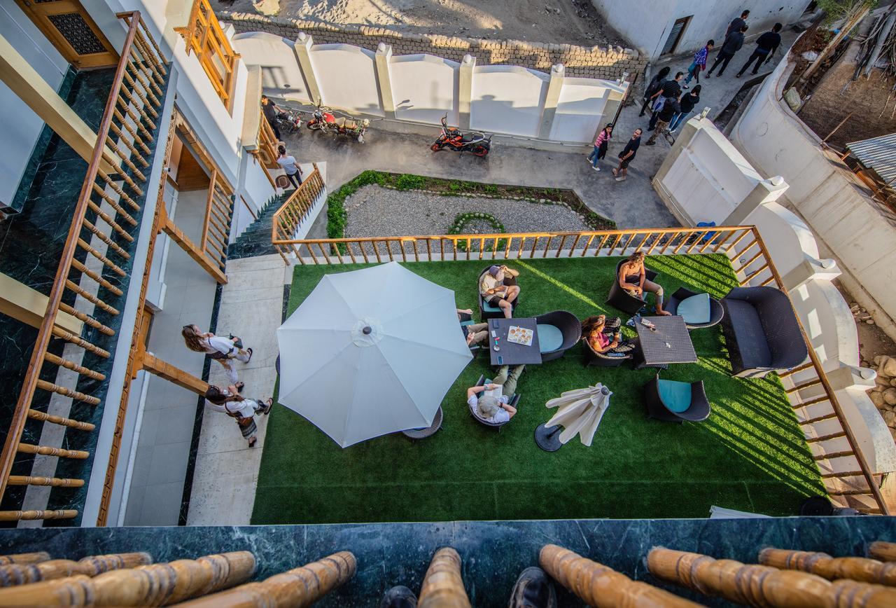 Raybo Hostel Leh Ngoại thất bức ảnh